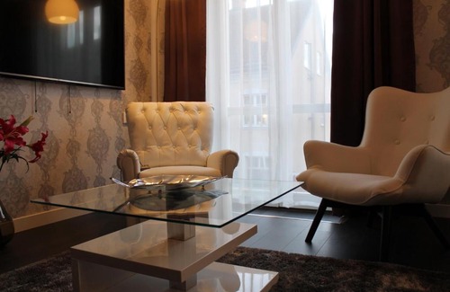 Skanninge Hotel | Discover Skänninge Stadshotell: Pet-Friendly & Family Fun