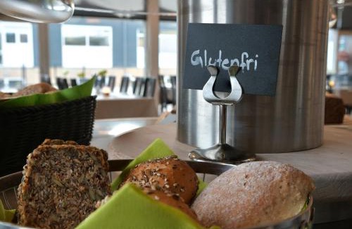 Skaerbaek Resort | Pet-Friendly Skærbæk Holiday Center with Ocean Views