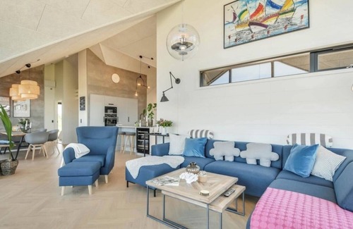 Vrist Strand House | Delightful Beach House with Pool and Ocean View