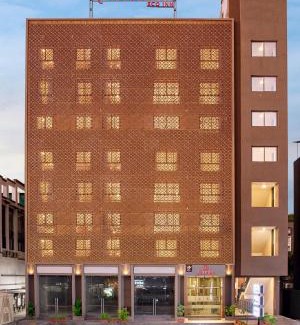 Navrangpura Hotel | Eco-Friendly SK Lords Inn in Ahmedabad with Great Amenities