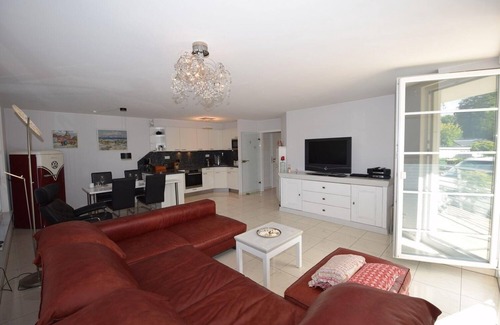 Hohwacht Apartment | Oceanfront Comfort at Skandinavienblick Weißdorn 1.7