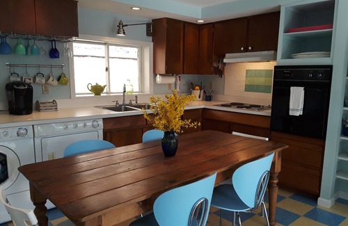 Town of Sempronius House | Idyllic Skaneateles Lakefront Getaway with Ocean Views