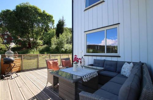 Trøndelag Apartment | Top-Rated Skarnsundet Apartment with Oceanfront Views