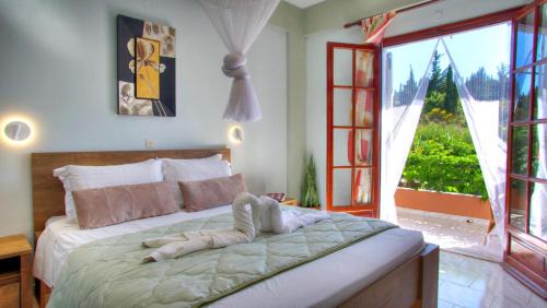 Termenades House | Skaros House