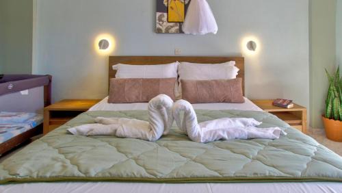 Termenades House | Skaros House