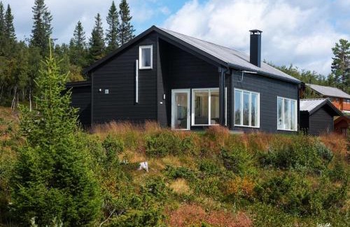 Al House | Guest Rated: Skarvebo Cabin with Breathtaking Views