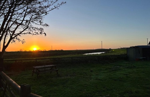 Skegness House | Pet-Friendly Skegness Lodges with Hot Tub Amenities