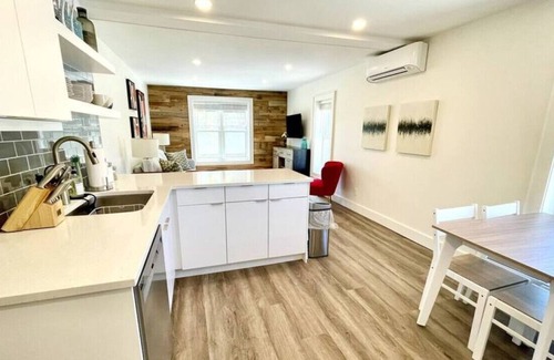 Meaford Apartment | "Ski" at Hills Meaford | 2BD Suite + Bunk Beds