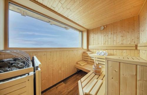 Schonbach Ski Chalet | Ski-Friendly Chalet in Neukirchen