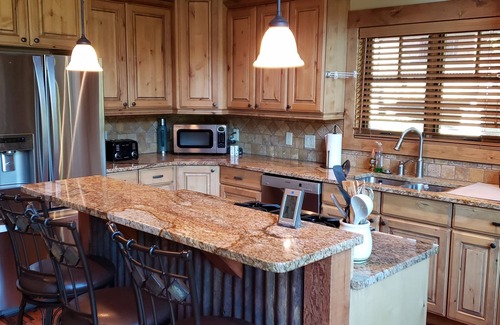 Big Sky Cabin | Experience Ski Heaven: Premium Big Sky Mtn Village Retreat