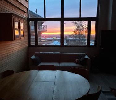 Pyhatunturi Apartment | Convenient Ski-in and Out Apartment in Pyhä - 4-Star Stay