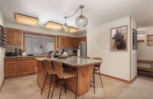 Winter Park Condo | Top-Rated Ski In/Out Condo with Pool and Hot Tub Access