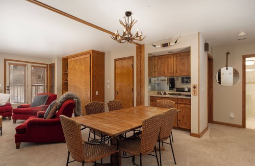 Winter Park Condo | Top-Rated Ski In/Out Condo with Pool and Hot Tub Access