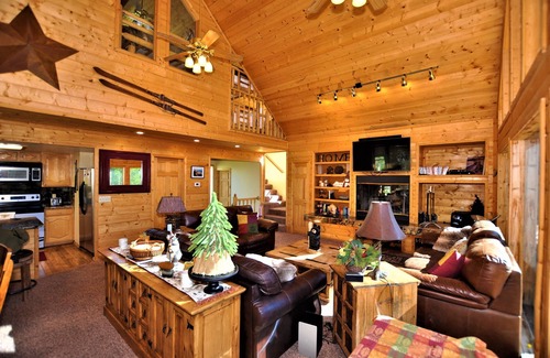 Brian Head Cabin | Pet-Friendly Ski-In/Ski-Out Cabin with Breathtaking Views
