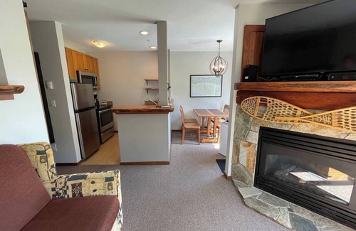 East Kootenay Condo | Ideal Ski In/Out Retreat with Hot Tub & Pool Access