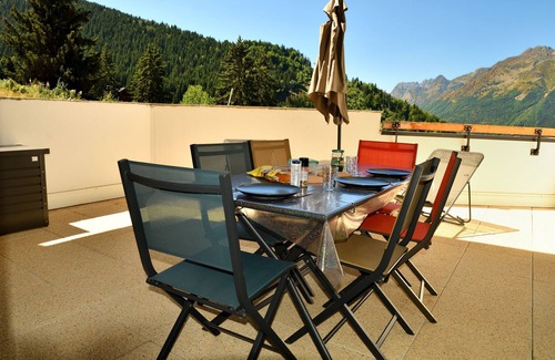 Oz Apartment | Prime Ski-In, Ski-Out Apartment at Alpes D'Huez Grand Domaine