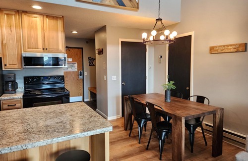 Lutsen Condo | Experience Lutsen Mountains: Pool, Hot Tub & Scenic Hiking