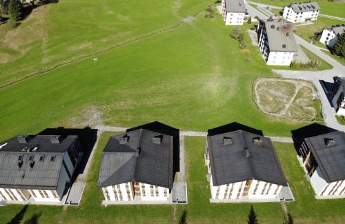 Parpan Apartment | Exclusive Ski-in Ski-out Apartment at Mountain Nest Parpan