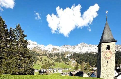 Parpan Apartment | Exclusive Ski-in Ski-out Apartment at Mountain Nest Parpan