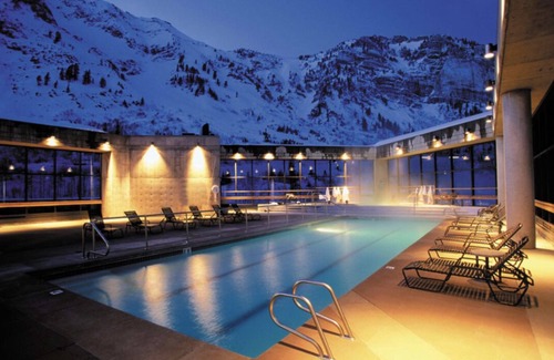 Salt Lake Mountain Resorts Resort | Exclusive Ski In/Ski Out Experience at Cliff Lodge