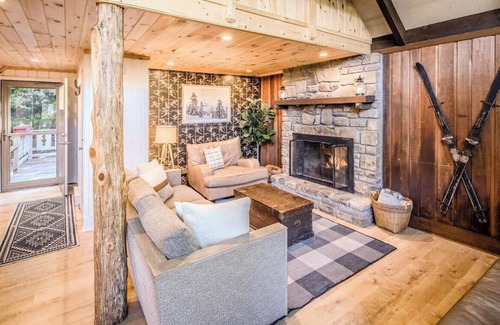 Beech Mountain Condo | Ski-In/Ski-Out Beech Mountain Family-Friendly Condo