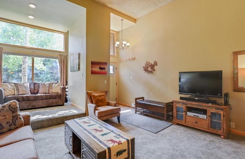 Peak 9 House | Perfect Ski-in/Ski-out Cedars Chalet with Pool Access
