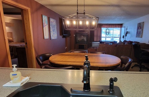 Copper Mountain Condo | Guest Rated 10/10: Ski In/Ski Out Copper Mountain Condo