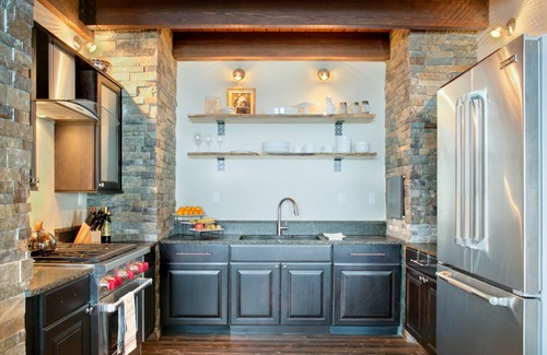 Sandpoint House | Prime Ski-in/Ski-out Retreat with Ocean Views and Spa