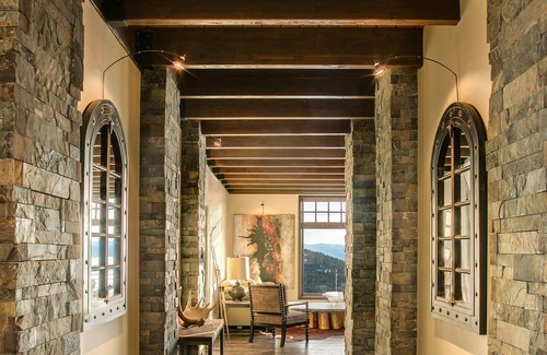 Sandpoint House | Prime Ski-in/Ski-out Retreat with Ocean Views and Spa