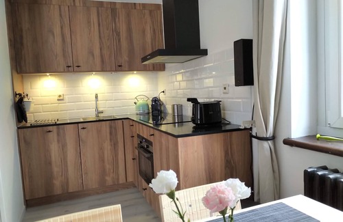 Cervinia House | Ideal Ski-in-Ski-out Retreat for Families & Groups