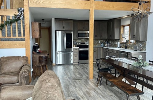 Hidden Valley House | Ski-In Ski-Out Retreat at Mountain Memories - Top Rated!