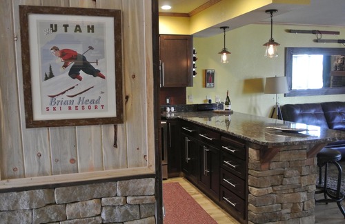 Brian Head Condo | Prime Ski-In Ski-Out Family Escape at Navajo Mountainside