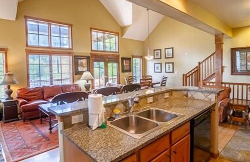 Tamarack Resort House | Ski in/Ski out | Private Hot Tub | Spectacular Mountain Views
