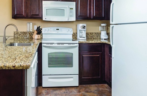 Lake Havasu City Resort | Adventure Awaits: Ski, Swim & Relax with Ocean Views!