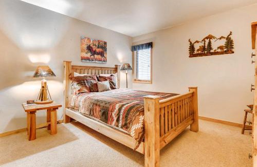 Mountain House Apartment | Comfortable Ski Run Condominiums #108 with Pool & Hot Tub
