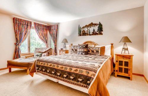 Mountain House Apartment | Comfortable Ski Run Condominiums #108 with Pool & Hot Tub