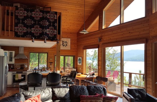 Whitefish Cabin | Unforgettable Whitefish Lake Retreat: Ski, Swim & Relax