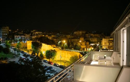 Thessaloniki City Centre Apartment | SKIA luxury living above the walls