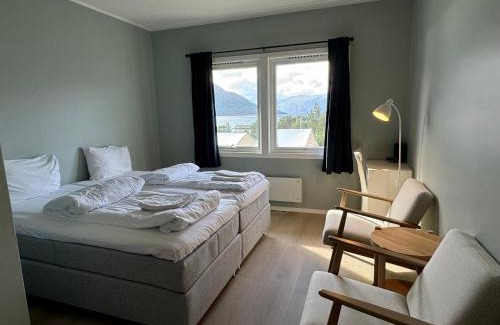 Storfjord Hotel | Cozy Skibotn Hotel: Pet-Friendly with Hot Tub & Dining