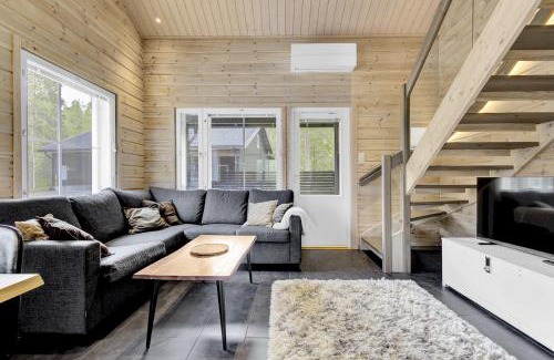 Pelkosenniemi Ski Chalet | Pet-Friendly Getaway at Skicamp 3 - Guest Rated 10/10