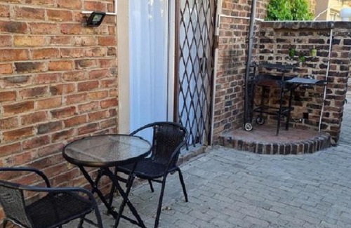 Colesberg Cabin | Discover Skietberg Lodge: Top-Rated Family-Friendly Retreat