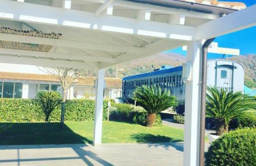 Lake Bracciano House | Experience Oceanfront Bliss at Skipper White Guest House