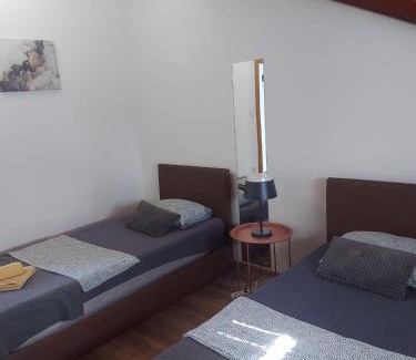 Rasinja Apartment | Skitnica - Na zavoju
