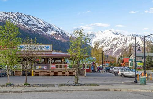 Alyeska Apartment | Family-Friendly Skiview #103: Guest Rated 8.1/10