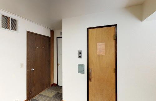 Alyeska Apartment | Family-Friendly Skiview #103: Guest Rated 8.1/10