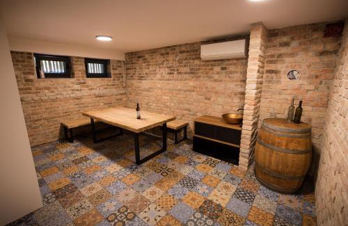 Velke Bilovice Apartment | Top-Rated Sklep Mozajka: Family-Friendly Retreat with Kitchen