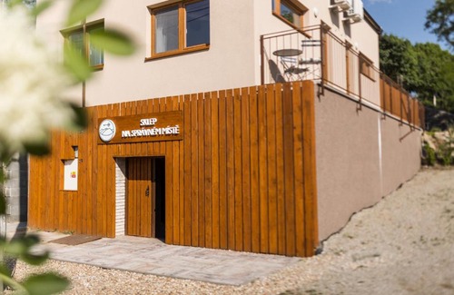 Brod nad Dyji Apartment | Delightful Getaway at Sklep na Správném místě - Spa & Retreat