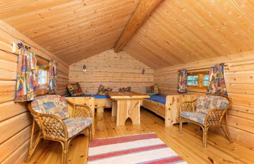 Elverum Other | Pet-Friendly Skogcamping: Perfect for Family Adventures