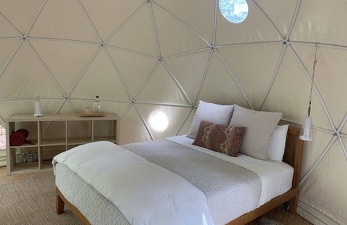 Duluth House | Unforgettable Skogvei Geodesic Dome with Private Lake Access