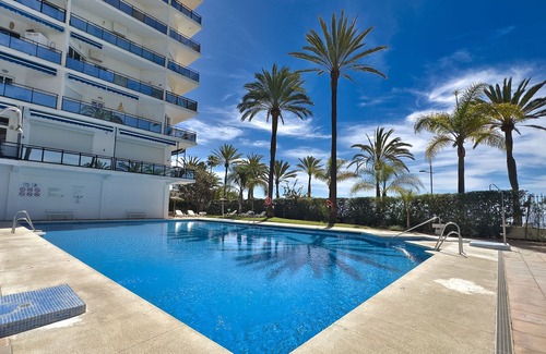 Marbella Seafront Promenade Apartment | Skol 123. Great Studio for Holiday Rentals on the Beachfront.
